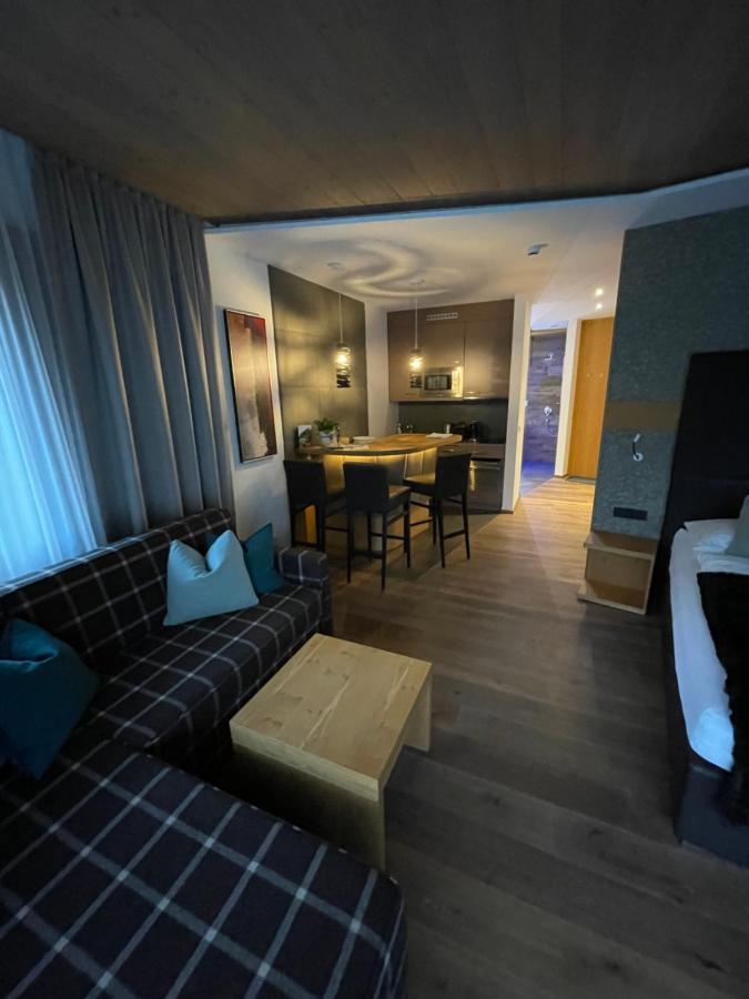 Haus Alt St. Anton Διαμέρισμα Σανκτ Αντόν αμ Άλμπεργκ Εξωτερικό φωτογραφία