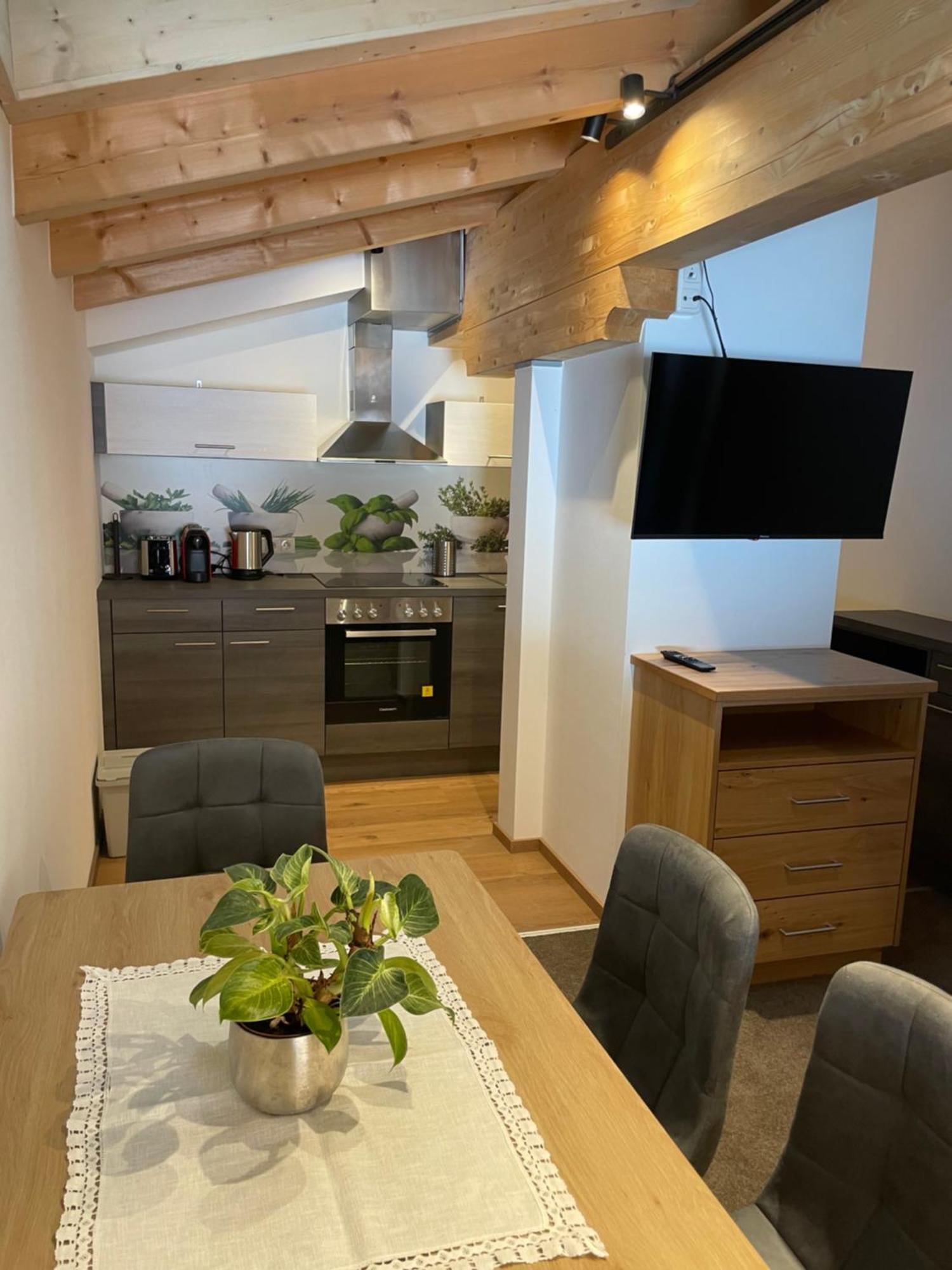 Haus Alt St. Anton Διαμέρισμα Σανκτ Αντόν αμ Άλμπεργκ Εξωτερικό φωτογραφία